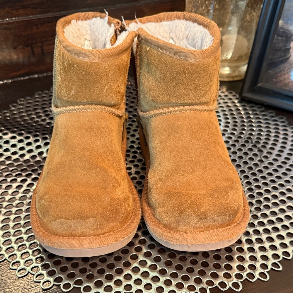 Koolaburra by Ugg Boots